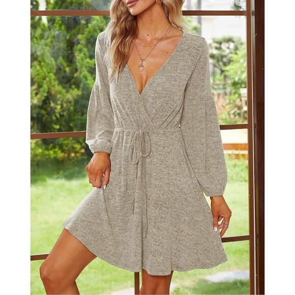 NEW Soft Deep V Neck Balloon Tie Waist Knit Sweater Dress Pockets Large - Picture 2 of 6